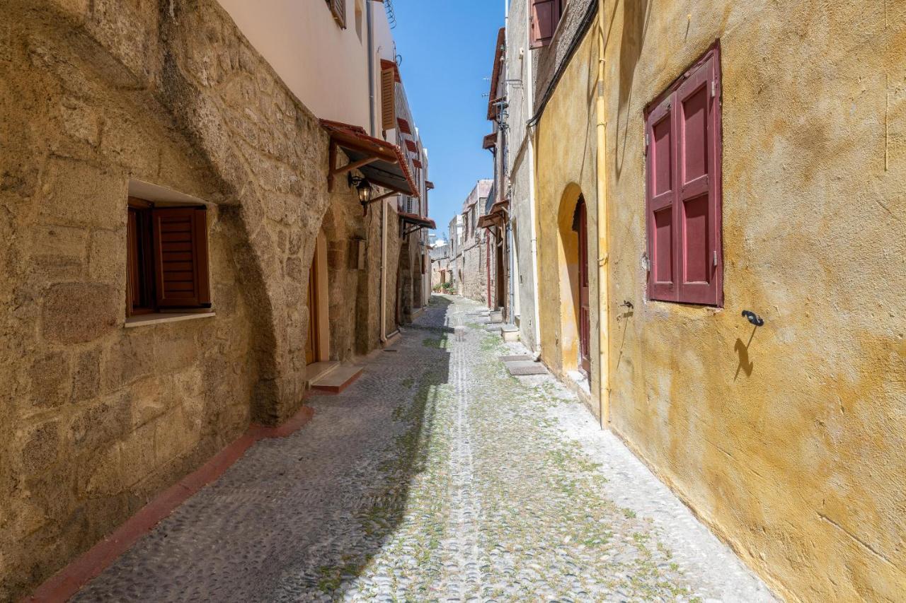 A Unique 3-4 Bedrooms House In Old Town Rhodes City Exterior photo