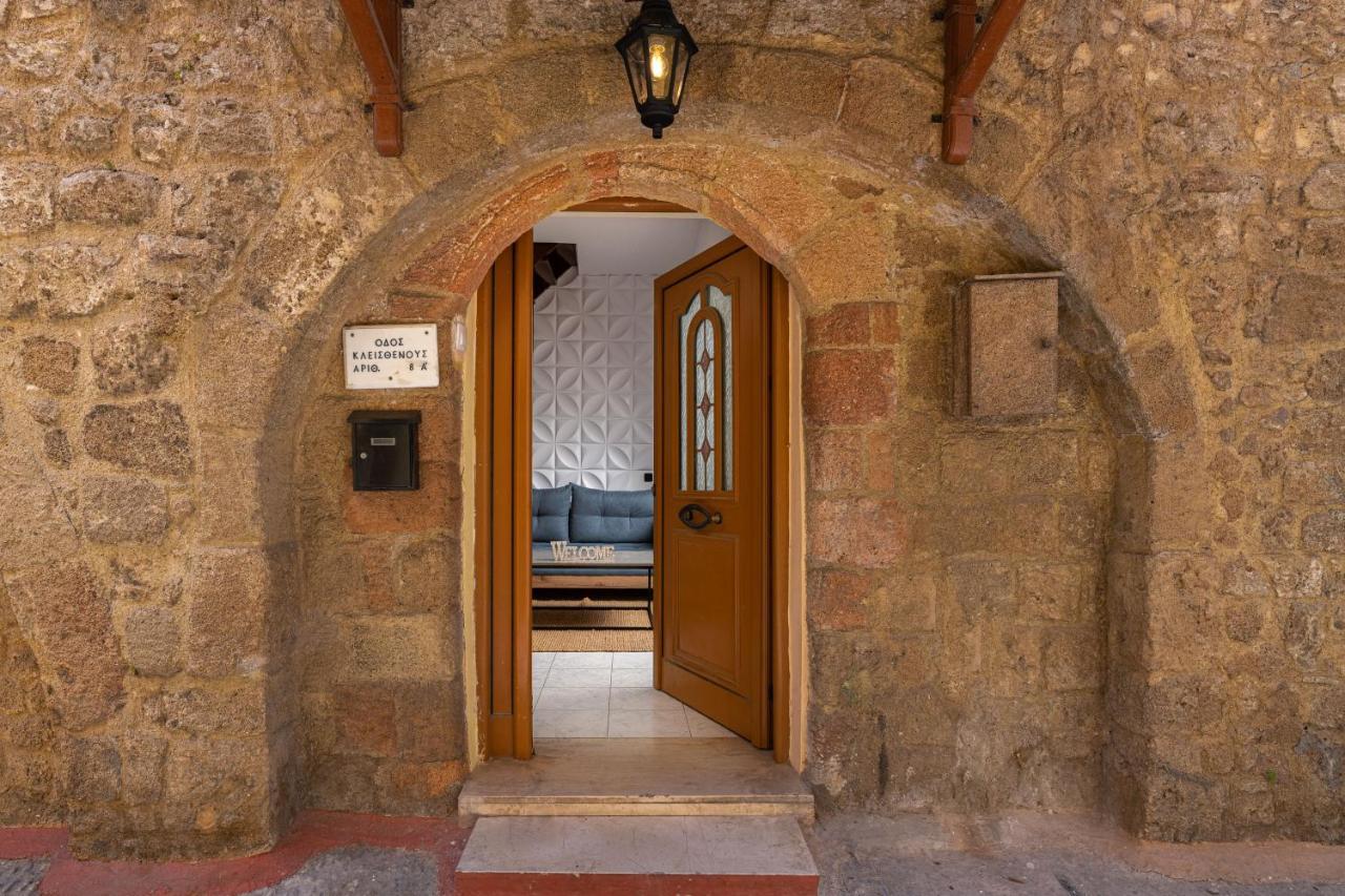A Unique 3-4 Bedrooms House In Old Town Rhodes City Exterior photo
